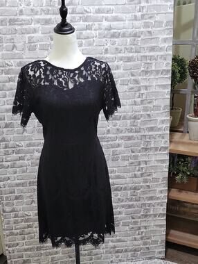 MSLG Little Black Dress Cocktail Party Floral Lace Lined Short Sleeve Size M